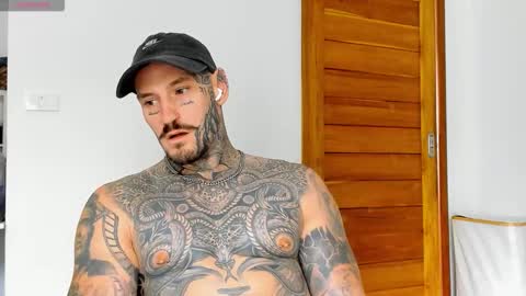 lucasexclusive online show from October 2025 06:35:02 AM