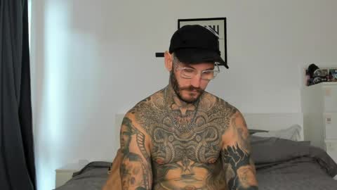 lucasexclusive online show from April 2026 04:06:02 AM