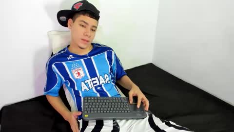 LUCAS TORREZ online show from March 2026 12:50:02 AM