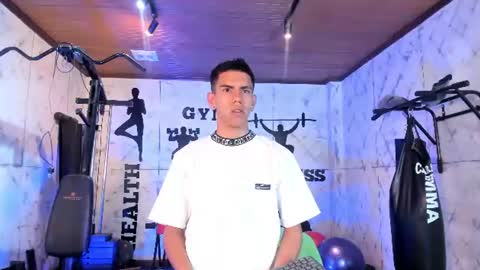 Snapshot of lucca_moreti chatting on June 2026 03:42:02 AM Lucca Moreti online show from June 2026 03:42:02 AM