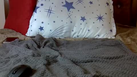 Luchia online show from December 2025 06:54:02 AM