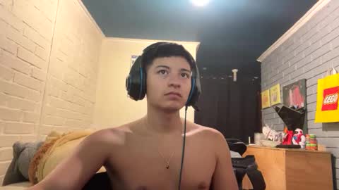 Felipe online show from January 2025 02:01:01 AM