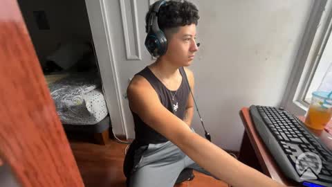 Felipe online show from September 2025 08:23:02 PM