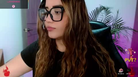 Snapshot of lucia_star_ chatting on May 2026 04:04:02 PM lucia star online show from May 2026 04:04:02 PM