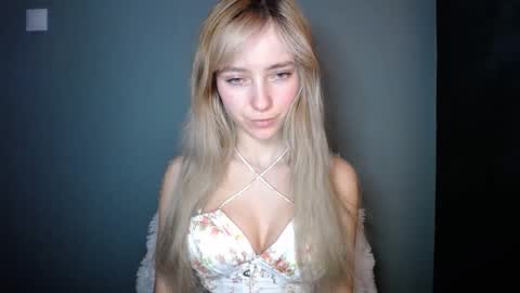 Lucy online show from December 2025 07:36:02 AM