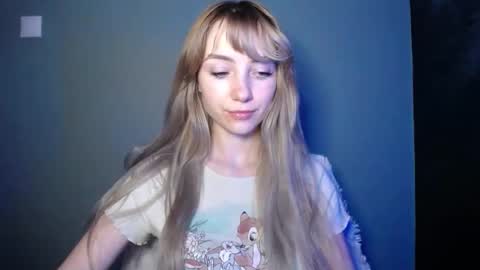 Snapshot of luciacam20 chatting on January 2026 08:45:02 PM Lucy online show from January 2026 08:45:02 PM