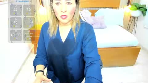 Snapshot of luciana_ballesteros chatting on July 2026 12:19:02 PM Luciana online show from July 2026 12:19:02 PM