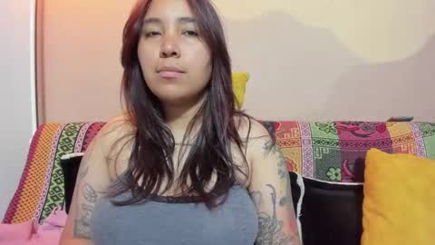 Snapshot of lucianacapisce chatting on September 2025 10:44:02 PM Dani 3 online show from September 2025 10:44:02 PM