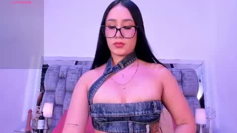 Snapshot of lucianavlezz chatting on July 2026 08:13:02 PM Luciana online show from July 2026 08:13:02 PM