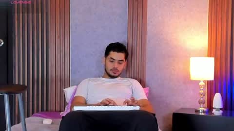 Luciano online show from July 2026 12:52:02 PM
