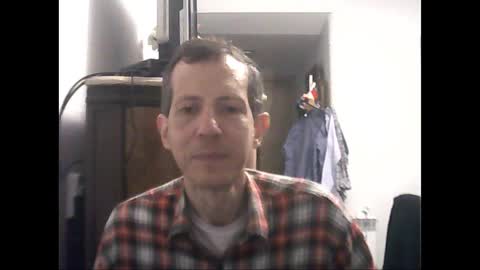 Snapshot of lucianoaxel chatting on December 2024 01:21:01 AM Luciano online show from December 2024 01:21:01 AM