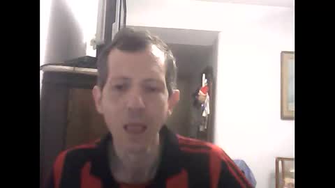 Snapshot of lucianoaxel chatting on January 2025 01:59:02 AM Luciano online show from January 2025 01:59:02 AM