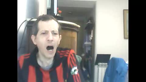 Luciano online show from February 2026 03:07:02 AM