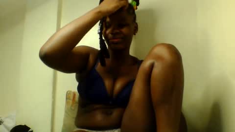 Snapshot of luciaresa chatting on August 2026 04:36:01 AM luciaresa online show from August 2026 04:36:01 AM