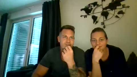 Snapshot of lucidreamclicks chatting on November 2025 12:18:02 PM lucidreamclicks online show from November 2025 12:18:02 PM