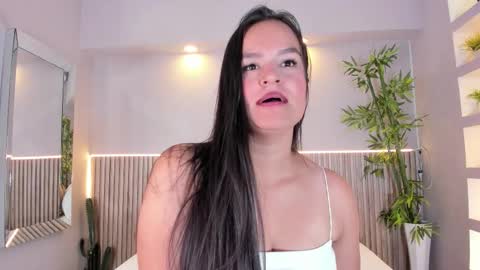 lucie online show from February 2026 05:38:01 PM