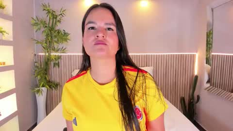 lucie online show from March 2026 05:07:02 PM