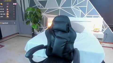 Lucy  online show from February 2025 05:37:02 PM