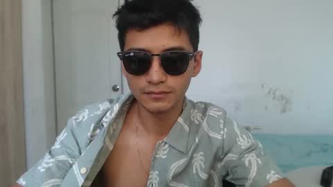 Snapshot of lucifferr_ chatting on January 2025 07:45:01 PM leonel online show from January 2025 07:45:01 PM