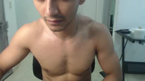 Snapshot of lucifferr_ chatting on March 2025 09:12:02 AM leonel online show from March 2025 09:12:02 AM