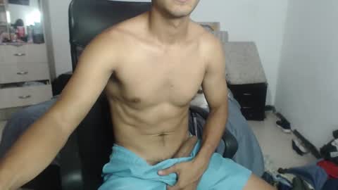 Snapshot of lucifferr_ chatting on October 2025 11:49:01 PM leonel online show from October 2025 11:49:01 PM