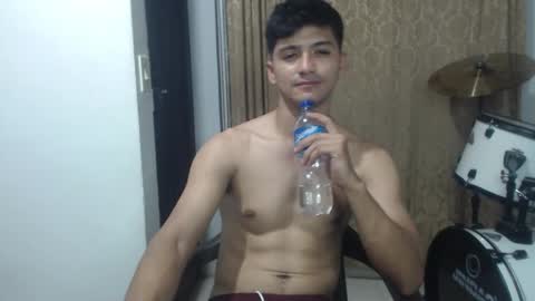 Snapshot of lucifferr_ chatting on December 2025 01:11:01 AM leonel online show from December 2025 01:11:01 AM