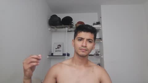 Snapshot of lucifferr_ chatting on March 2026 07:09:01 PM leonel online show from March 2026 07:09:01 PM