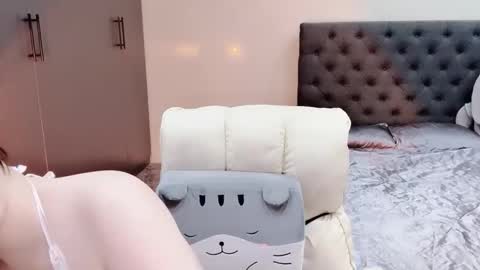 lucii04 online show from December 2025 11:17:01 AM