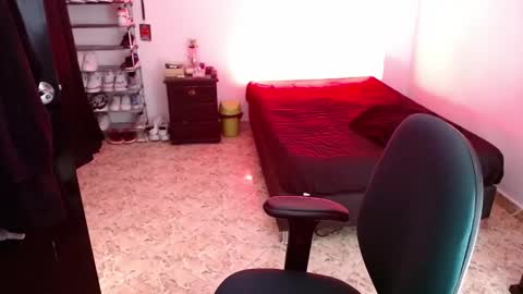 Snapshot of luciifer_hills chatting on December 2024 07:54:01 PM luciifer_hills online show from December 2024 07:54:01 PM