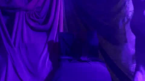 Snapshot of luckazy chatting on December 2024 07:25:01 AM Lucky Eid Azy online show from December 2024 07:25:01 AM