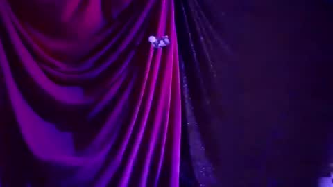 Snapshot of luckazy chatting on December 2024 07:45:02 AM Lucky Eid Azy online show from December 2024 07:45:02 AM