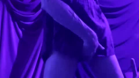 Snapshot of luckazy chatting on January 2025 03:00:01 AM Lucky Eid Azy online show from January 2025 03:00:01 AM