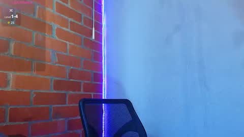 lucky_blessed online show from October 2025 02:45:02 PM