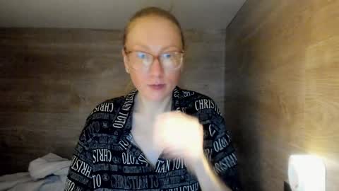 lucky_licky20 online show from January 2025 04:07:01 AM