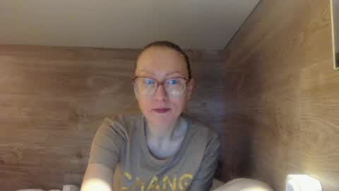 lucky_licky20 online show from January 2025 04:09:01 AM