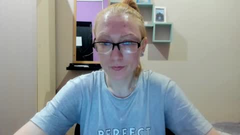 lucky_licky20 online show from March 2025 03:21:02 AM