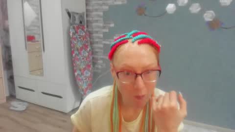 lucky_licky20 online show from September 2025 02:55:02 AM