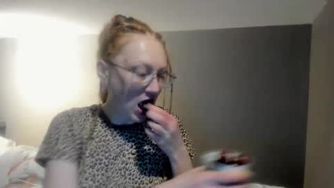 lucky_licky20 online show from March 2026 03:35:02 AM