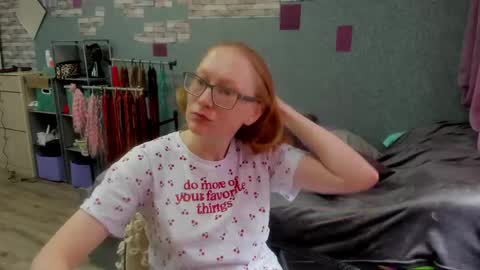 lucky_licky20 online show from April 2026 02:25:02 AM