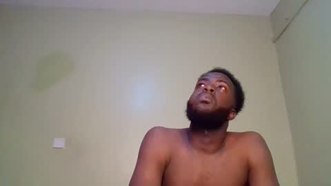 Snapshot of luckycharly chatting on January 2025 08:23:02 PM MASTER DOM online show from January 2025 08:23:02 PM