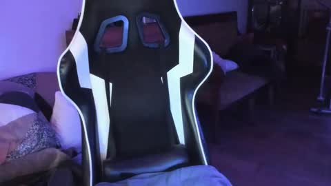 Snapshot of luckydrakex chatting on January 2025 09:46:02 PM Lucky online show from January 2025 09:46:02 PM