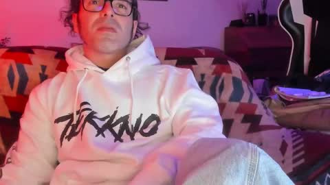 Snapshot of luckydrakex chatting on February 2025 09:42:01 PM Lucky online show from February 2025 09:42:01 PM