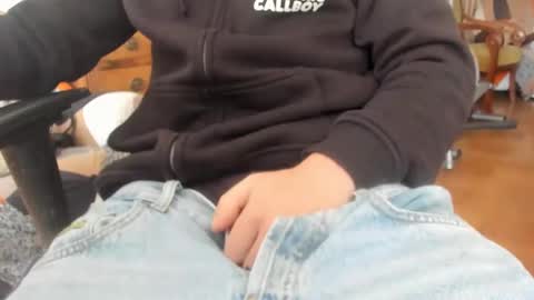 Snapshot of luckydrakex chatting on March 2025 09:40:02 AM Lucky online show from March 2025 09:40:02 AM