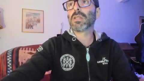 Snapshot of luckydrakex chatting on September 2025 06:10:01 PM Lucky online show from September 2025 06:10:01 PM