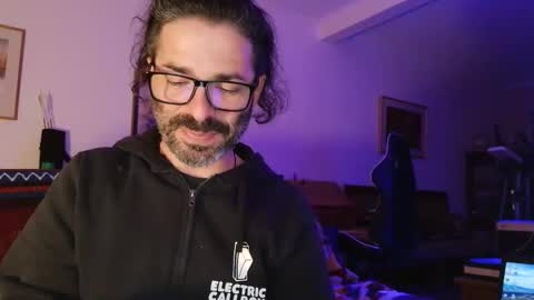 Snapshot of luckydrakex chatting on October 2025 06:40:02 PM Lucky online show from October 2025 06:40:02 PM