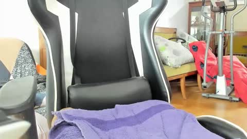 Snapshot of luckydrakex chatting on March 2026 10:20:01 AM Lucky online show from March 2026 10:20:01 AM