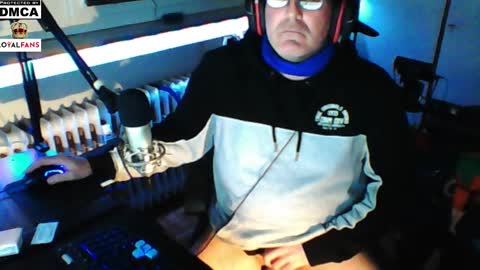 Snapshot of luckyfreak1 chatting on December 2024 11:11:02 AM call me Stefan online show from December 2024 11:11:02 AM