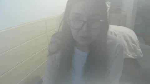 Snapshot of luckyisa chatting on December 2025 09:00:02 PM angelisa online show from December 2025 09:00:02 PM