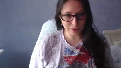 Snapshot of luckylinda23 chatting on April 2026 09:33:02 AM luckylinda23 online show from April 2026 09:33:02 AM