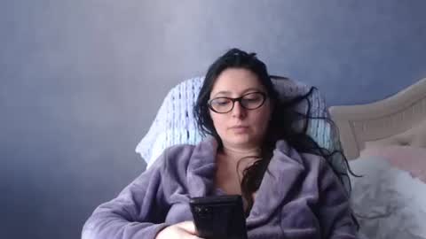 Snapshot of luckylinda23 chatting on April 2026 08:24:01 AM luckylinda23 online show from April 2026 08:24:01 AM